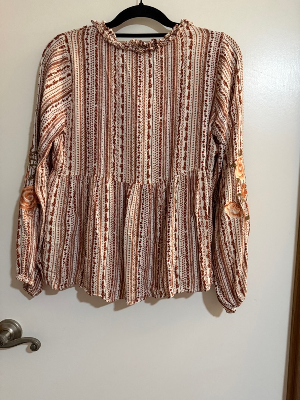 Savanna Jane Ivory and Rust Floral Embroidered Peasant Tunic - Picture 6 of 7